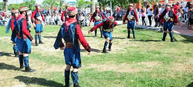 19 Mayısı törenle kutladık