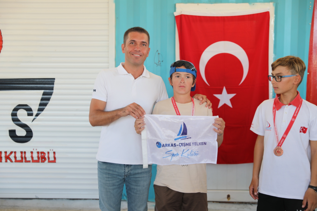 9 Eylül Kurtuluş Kupası Yelken Yarışları tamamlandı
