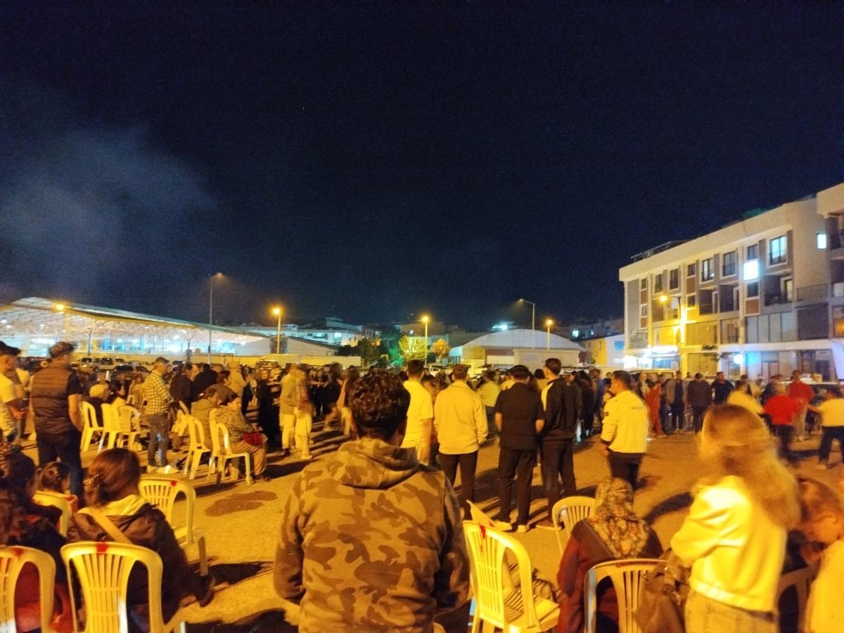 Baharı karşılayan Seferihisar’da Hıdırellez sevinci yaşandı