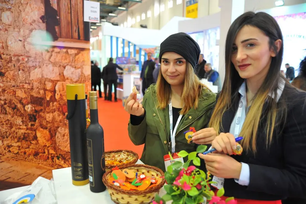 Başkan Tunç Soyer dünyanın dört bir yanındaki turizmcilere seslendi!