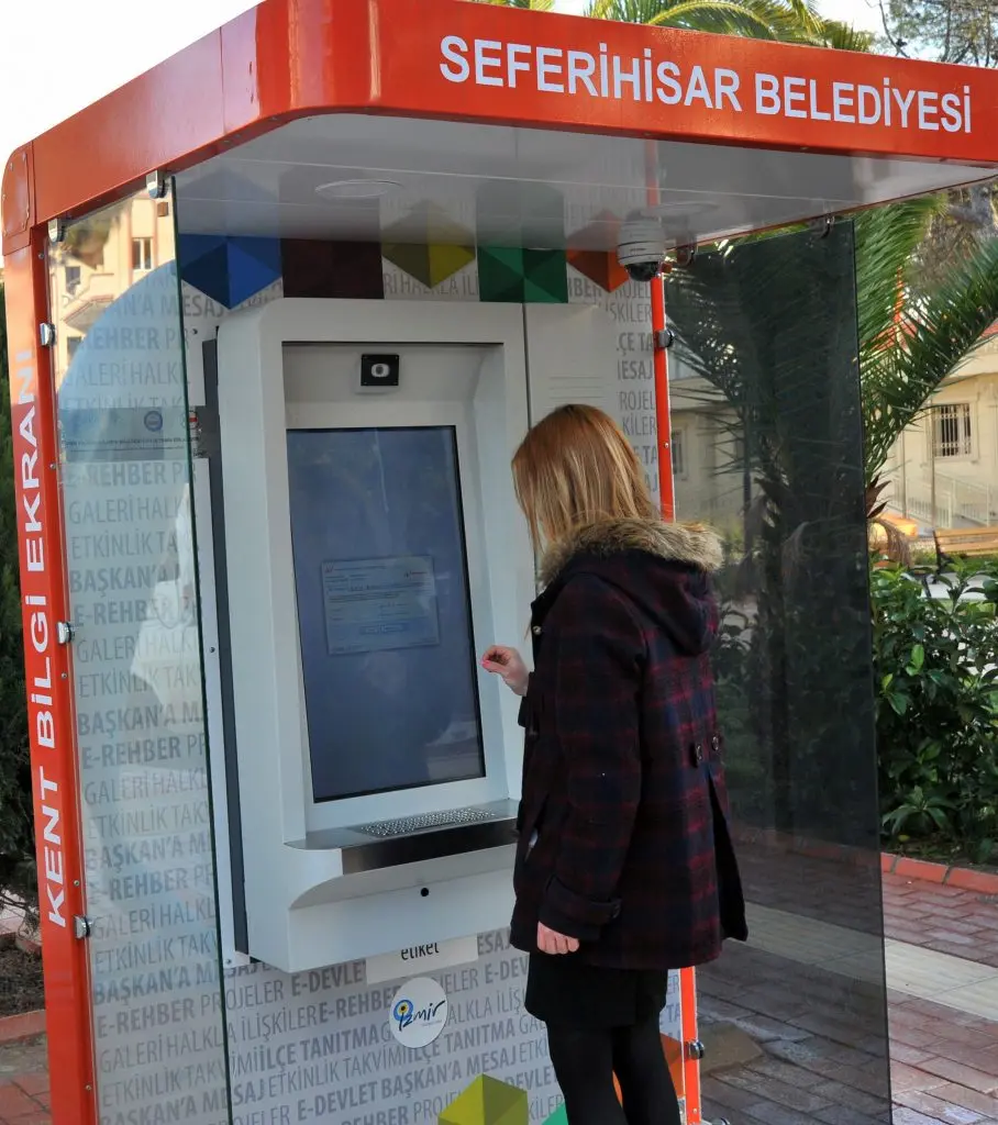 Belediye hizmetleri köy meydanlarına taşınıyor