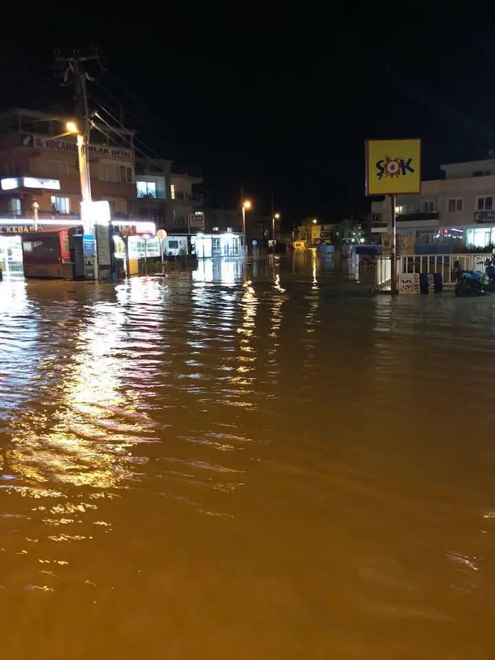 Bir günde bir aylık yağmur yağdı