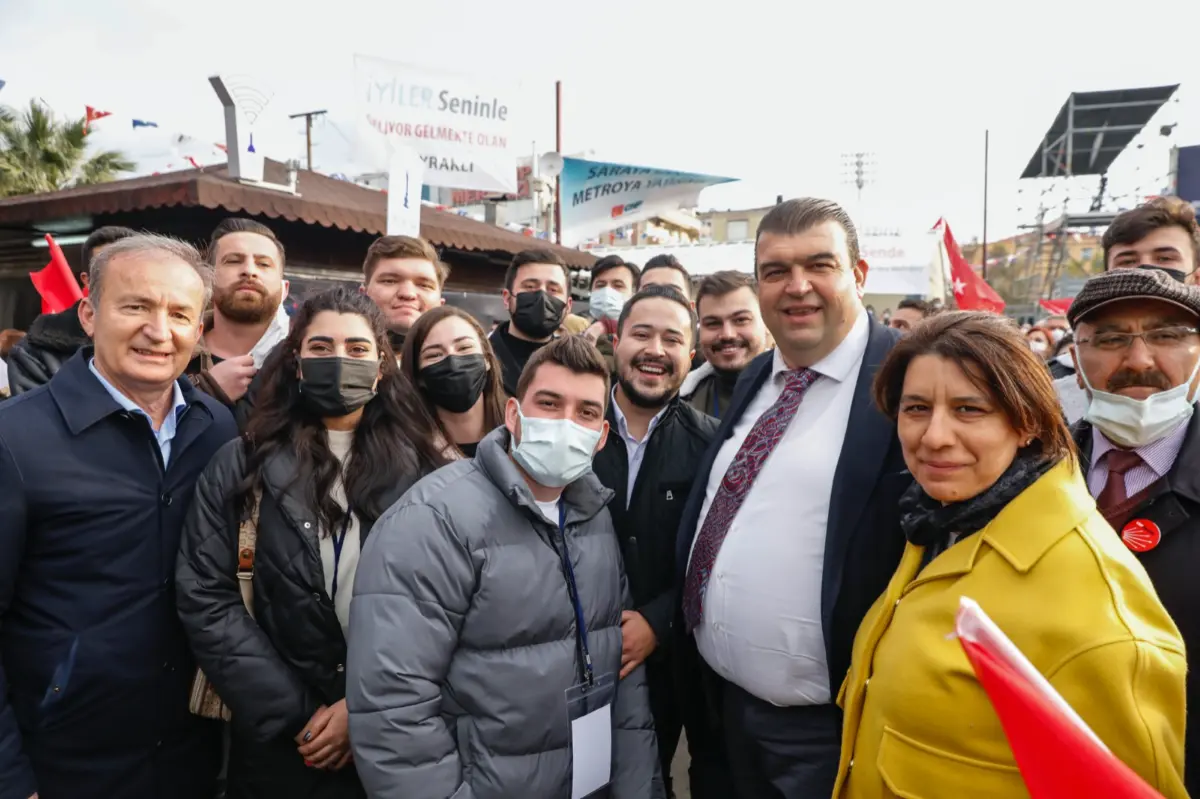 Buca’daki coşkuya Seferihisar’dan yoğun katılım