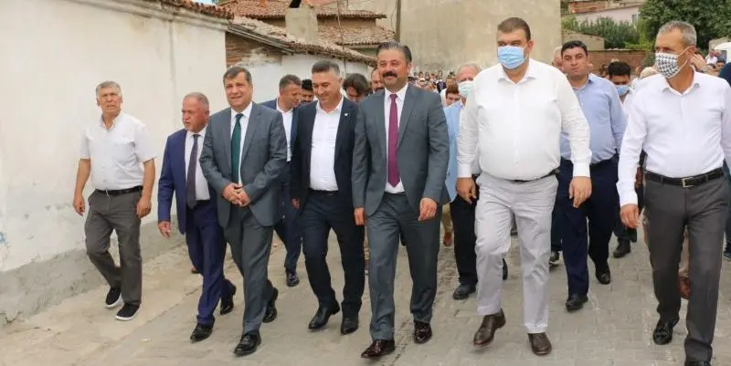 Çanakkale’de Seferihisar Belediye Bandosu rüzgarı esti