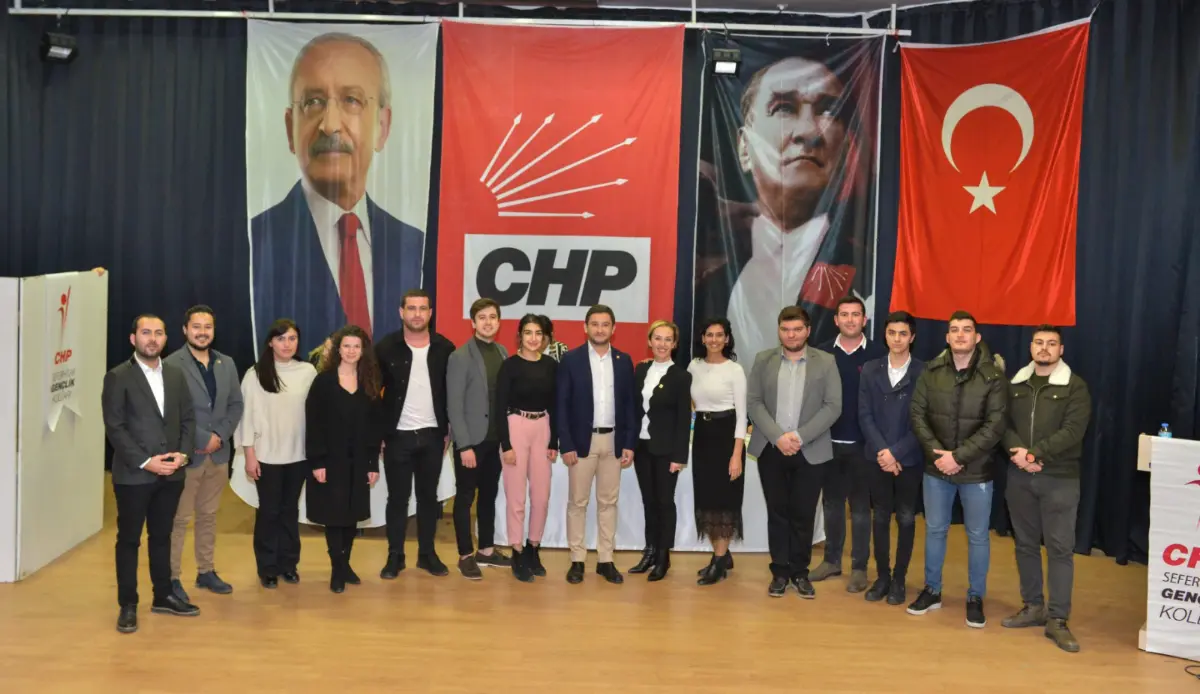 CHP Seferihisar Gençlik Kolları Olağan Kongresi gerçekleşti