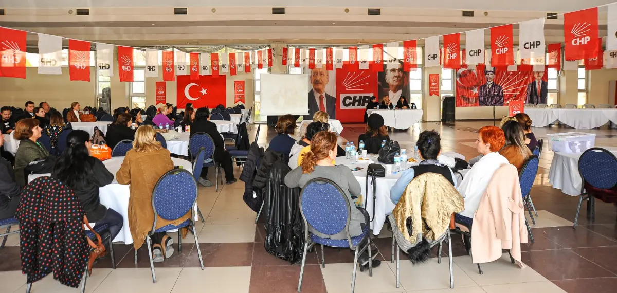 CHP Seferihisar Kadın Kolları Olağan Kongresi gerçekleşti