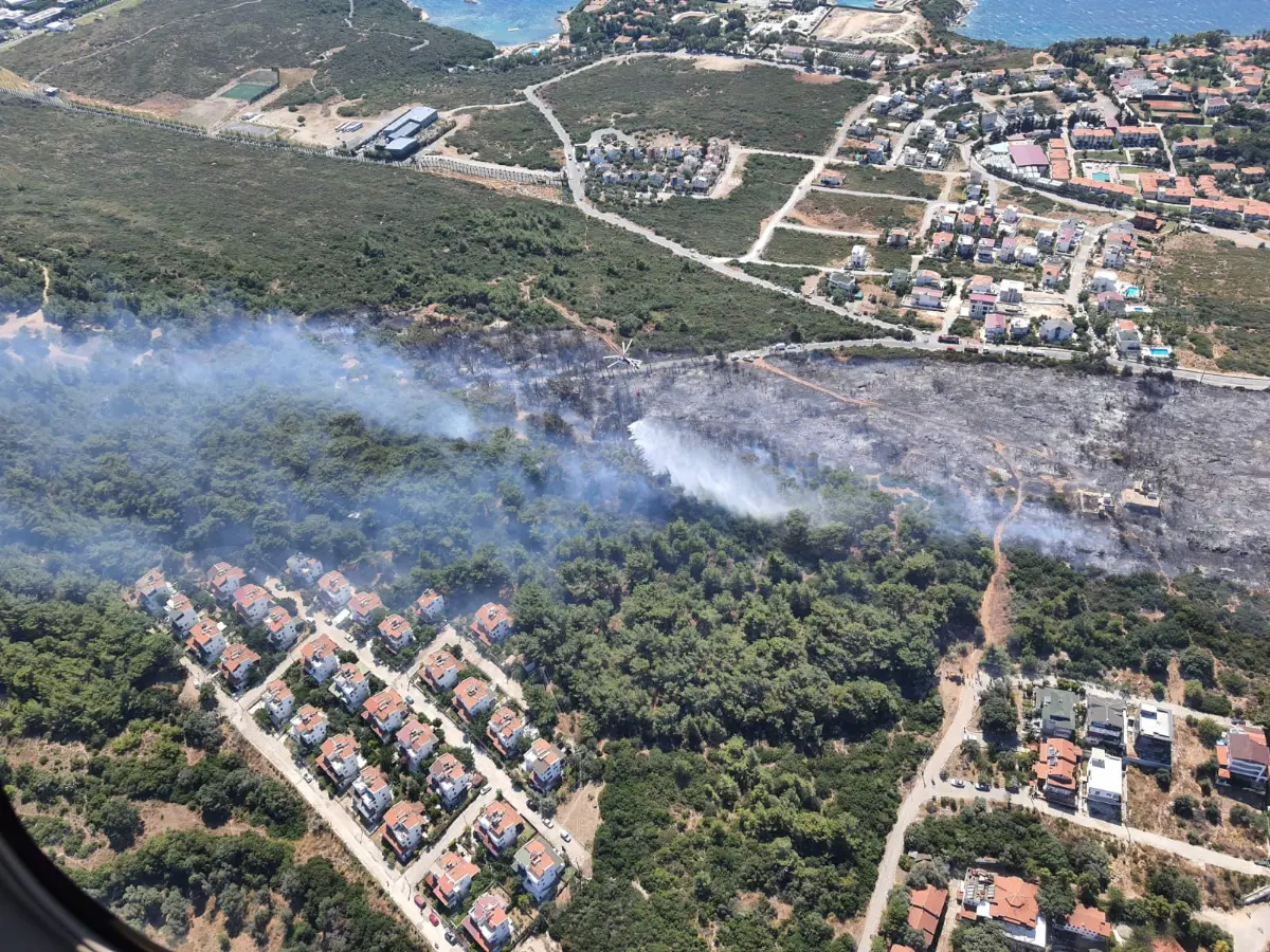 İşte yangının havadan görüntüleri!