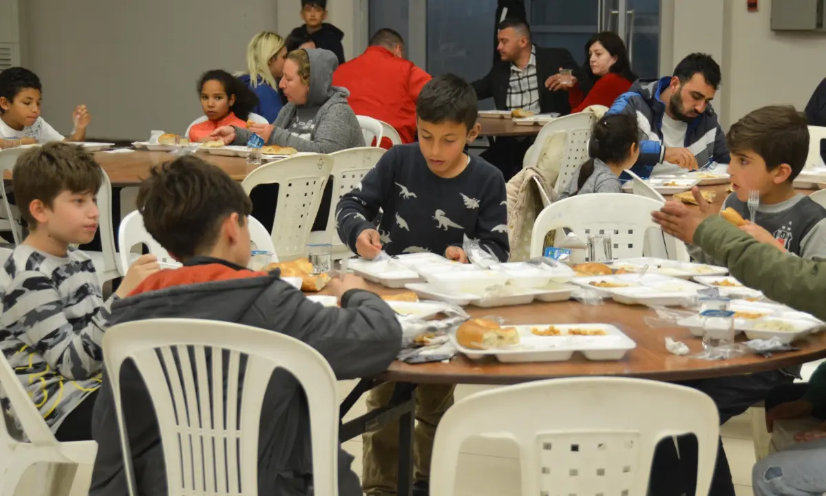 Seferihisar Belediyesi Ramazan boyunca iftar çadırı kuruyor