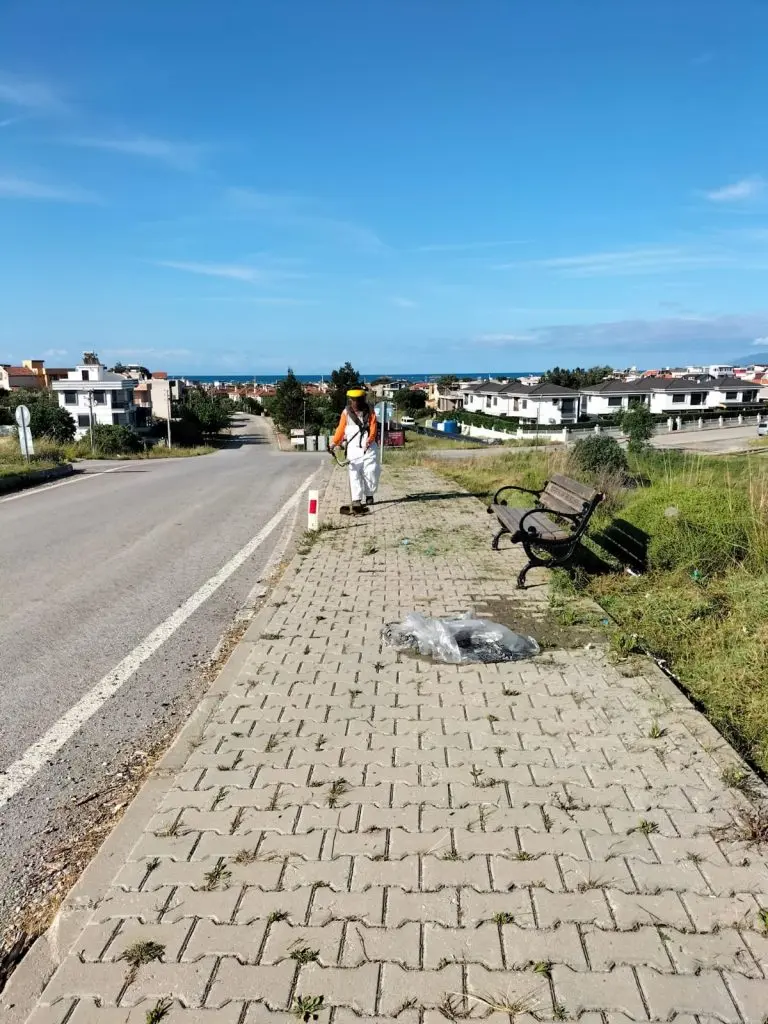 Seferihisar Belediyesi’nden temizlik çalışması