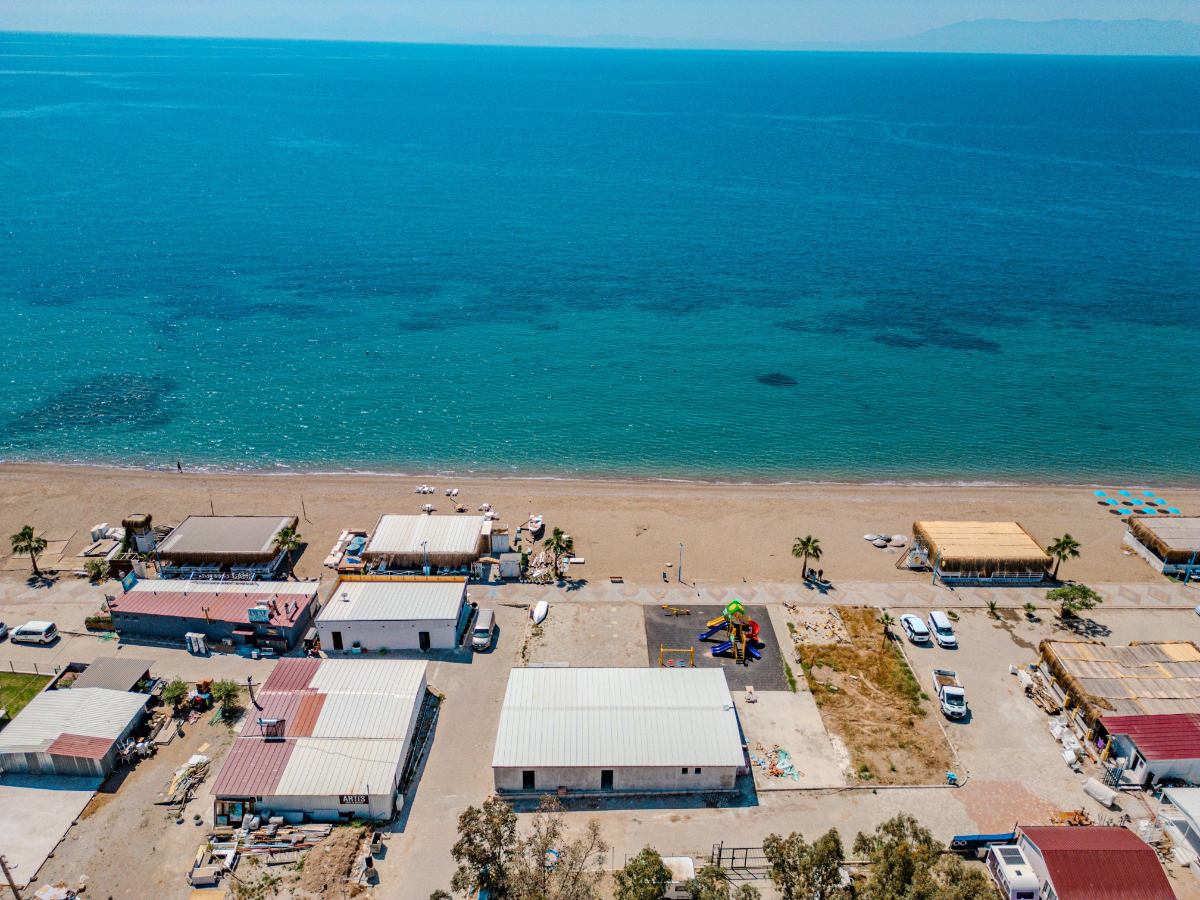 Seferihisar Belediyesi’nden Ürkmez’e denize sıfır sosyal tesis