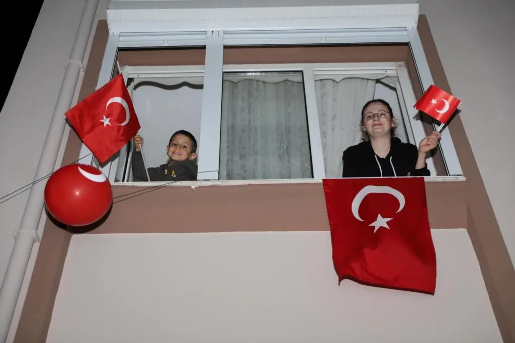 Seferihisar da Türkiye de tek yürek!