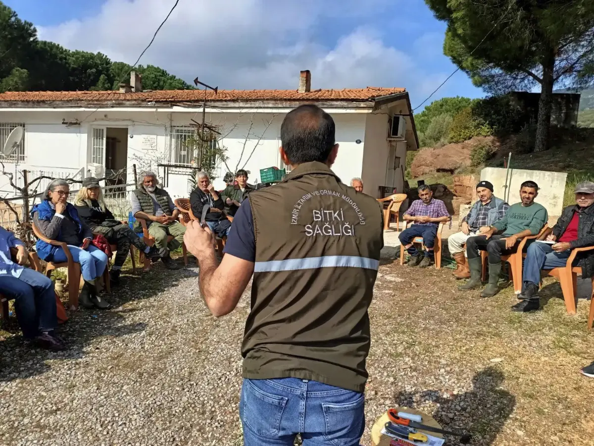 Seferihisar İlçe Tarım ve Orman Müdürlüğü’nden aşılama eğitimi