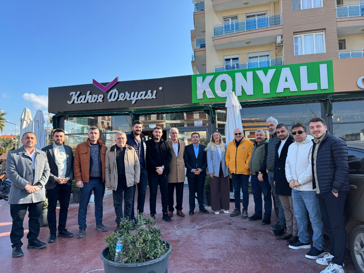 Seferihisar Müteahhitler ve İş İnsanları Derneği'nden Geleneksel Kahvaltı Buluşması