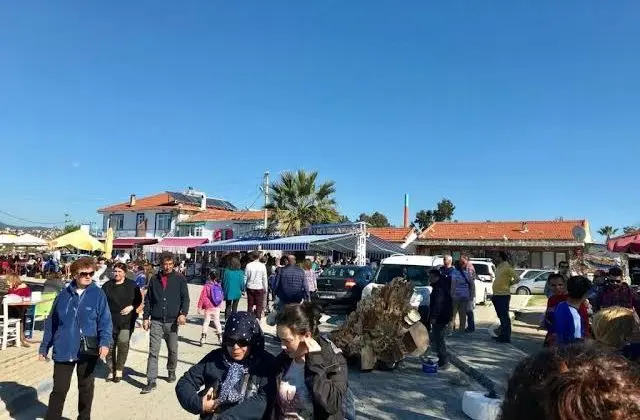 Seferihisar’a tatilci akını