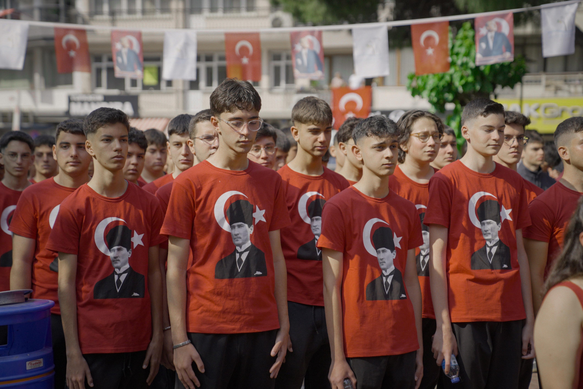 Seferihisar’da 19 Mayıs coşkusu resmi törenle kutlandı