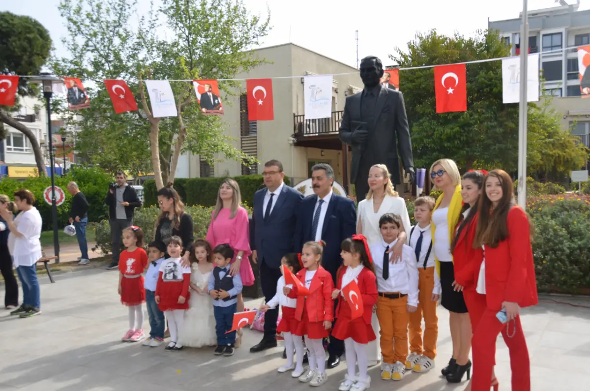 Seferihisar’da 23 Nisan resmî törenle kutlandı