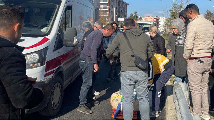 Seferihisar’da iki motosiklet çarpıştı: 2 yaralı