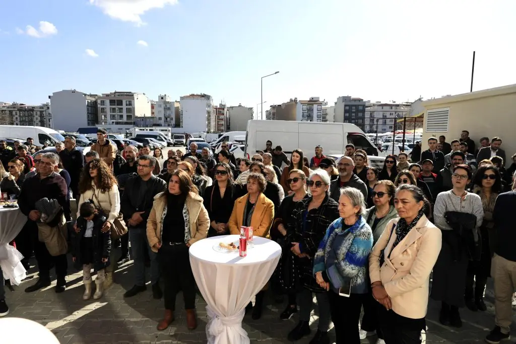 Seferihisar’da sosyal belediyecilik! Sağlık ve Sosyal Yaşam Merkezi açıldı