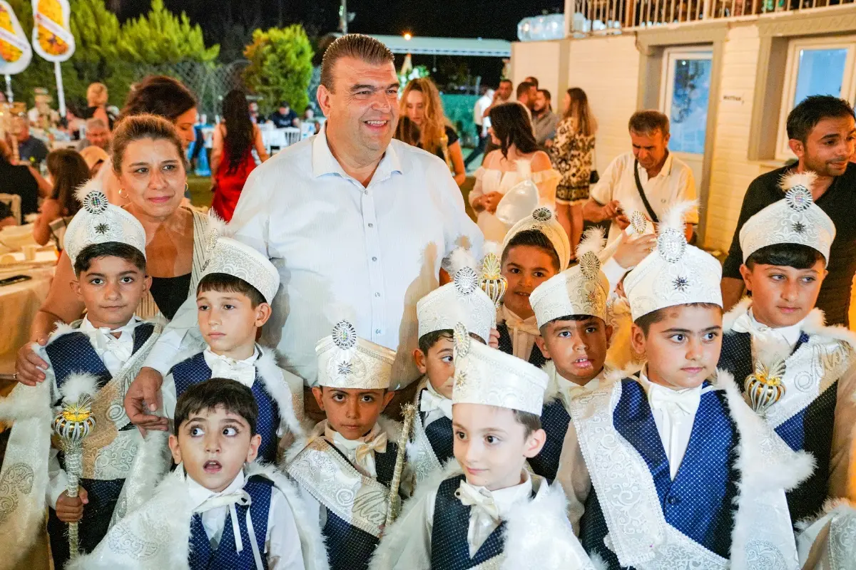 Seferihisar’da toplu sünnet şöleni coşkusu