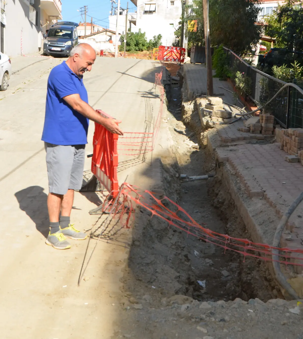 Seferihisar’ın cadde ve sokakları şantiye gibi