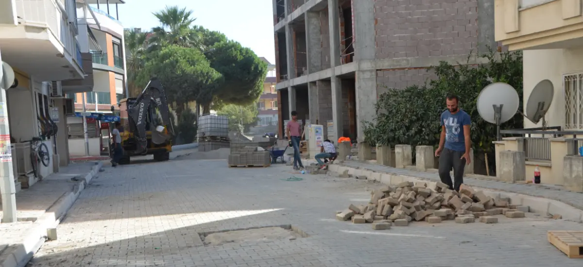 Seferihisar’ın cadde ve sokakları şantiye gibi