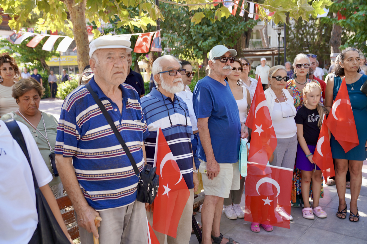 Seferihisar’ın Kurtuluşu’nun 103. yılı törenle kutlandı