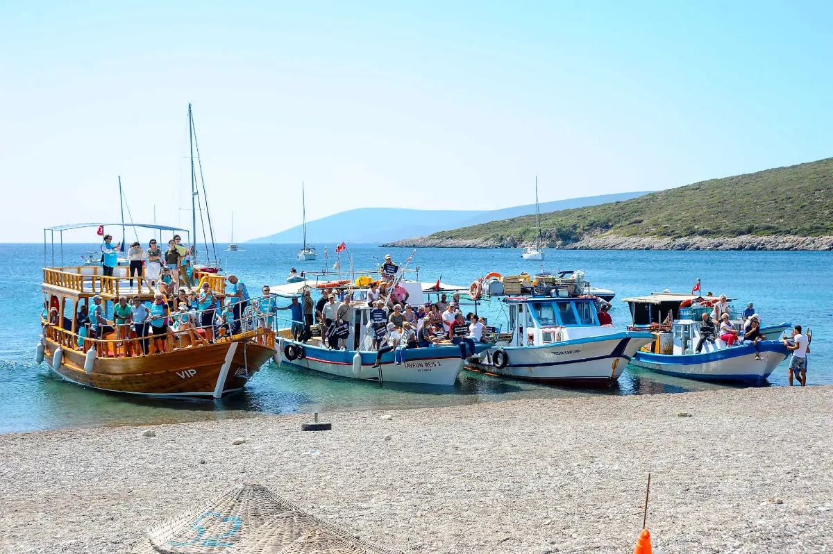 Sığacık Körfezi’nde Orkinos Çiftiliğine hayır