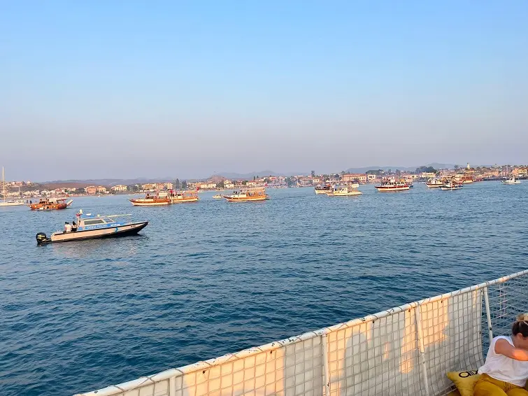 Sığacık’ta marina kapasite artışı projesine karşı tekneli eylem