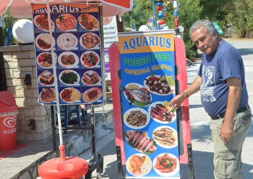 Sığacık’taki restoranlar ‘kazıkçı mı? Belediyenin yaptırımı ne?