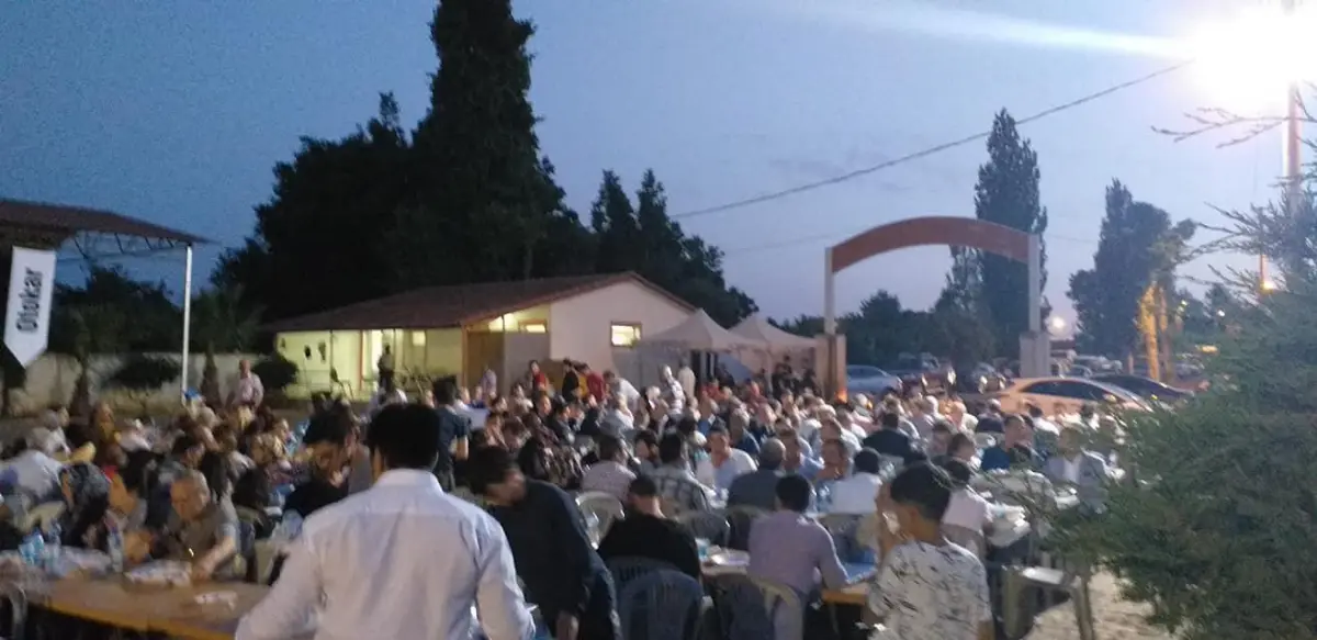 Şoförler ve otomobilciler iftarda buluştu