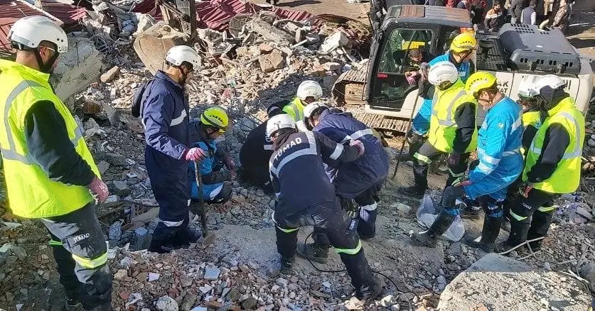 Türk halkı, madencileri sosyal medyada kahraman ilan etti