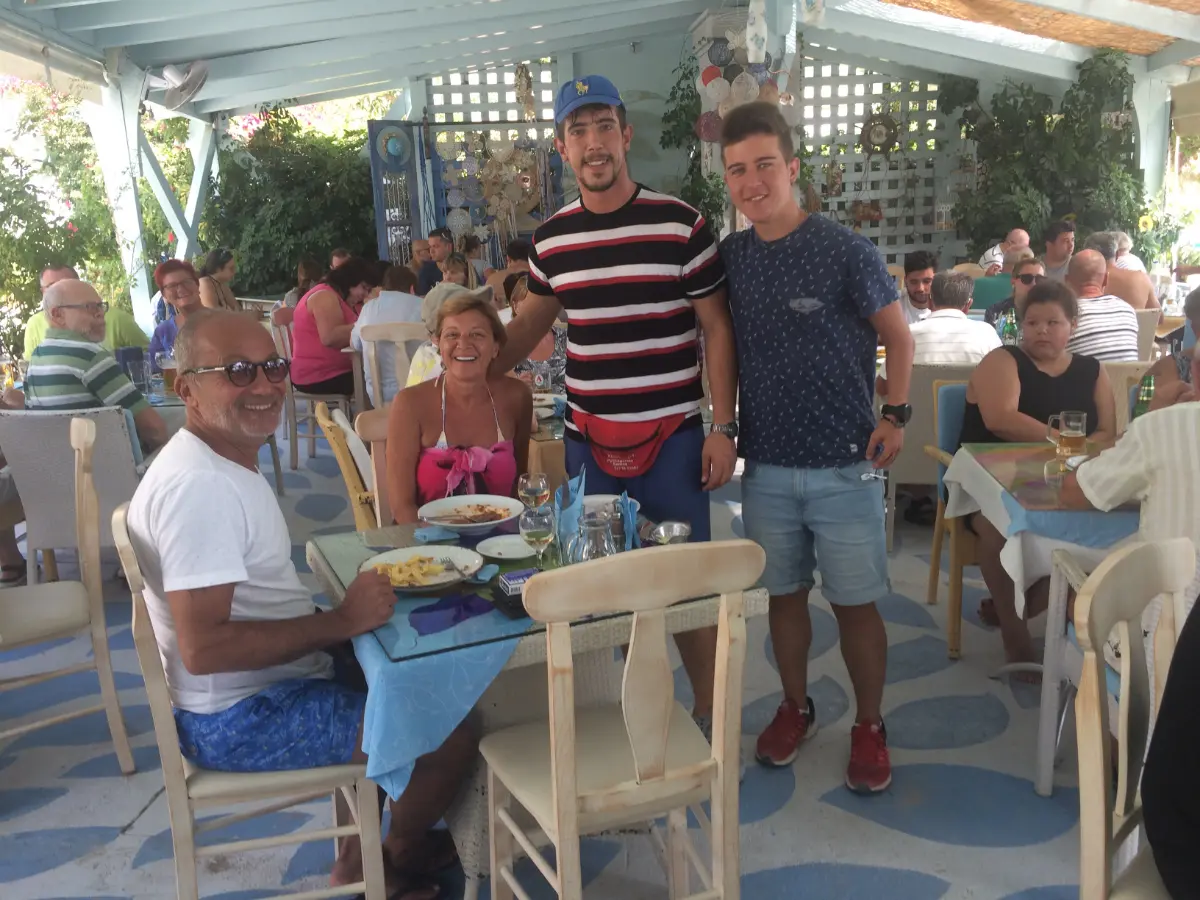 Yunan Turizmcilerin gözüyle Türk Turist ve Seferihisar