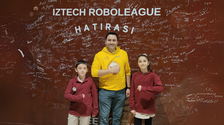 RoboLeague'24'te Seferihisarlı Öğrencilerden Büyük Başarı!