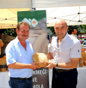 4 Bin Ekmek Yüzlerce Kilo Peynir Tüketildi