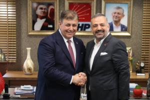 Aslanoğlu’ndan Tugay’a sert yanıt: “Parti edebini hatırlatıyorum”