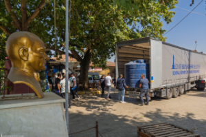 Büyükşehir, yangından etkilenen köylere su desteği sağlıyor