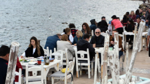 Ege’de “korona tatili” yoğunluğu !