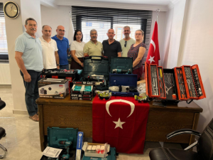 Esnaf odası genç beyinlerin yanında !