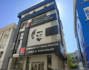 İzmir Büyükşehir Belediyesi’nde işten çıkarmalar krize dönüştü