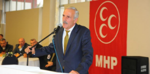 MHP ilçe başkanına pankart davası