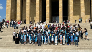 Öğrencilerden Anıtkabir’e duygu dolu ziyaret