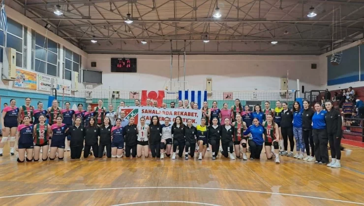 Sakız Adası’nda voleybol turnuvası