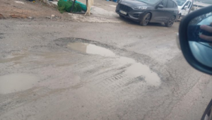Sanayi Sitesi yolu kötü durumda