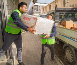 Seferihisar halkından gece gündüz deprem dayanışması