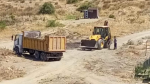 Seferihisar Turabiye Mahallesi’nde moloz temizliği başladı