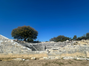 Teos Antik Kenti’nde Dionysos Tapınağı yeniden yükseliyor