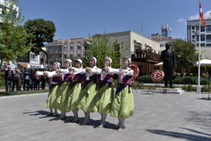 Ulu Önder Atatürk’ün Seferihisar’a Gelişinin 85. yıldönümü törenlerle kutlandı