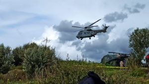 Urla Bademler Köyü’ne askeri helikopter zorunlu iniş yaptı