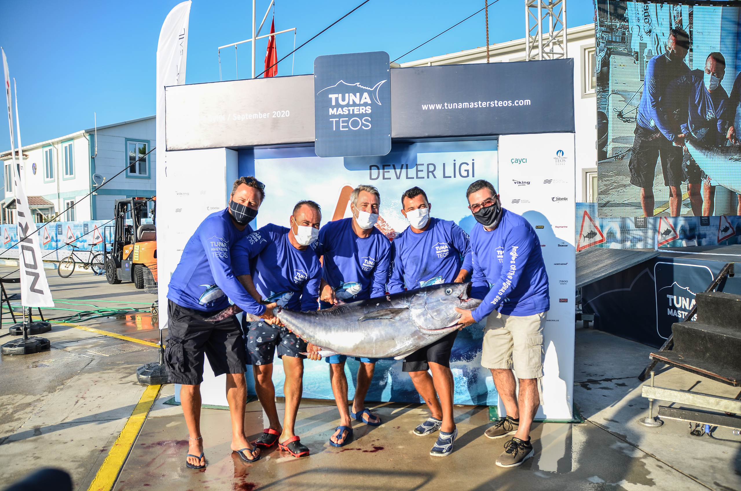 Tuna Masters Teos’ta en büyük balık Özgener’in Tornado ekibinden geldi