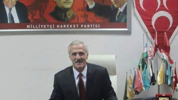 MHP İlçe Başkanı Şeremet: Başarılı müdüre her zaman sahip çıkarız 